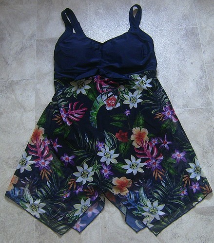 Schöner badeanzug badekleid - schöner,